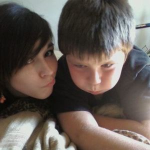 Profile Picture of Amanda Quarles (@x__shecouldchoke) on Myspace