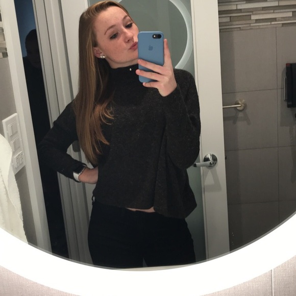 Profile Picture of Carly Mcgrath (@mcgrathcarly) on Poshmark