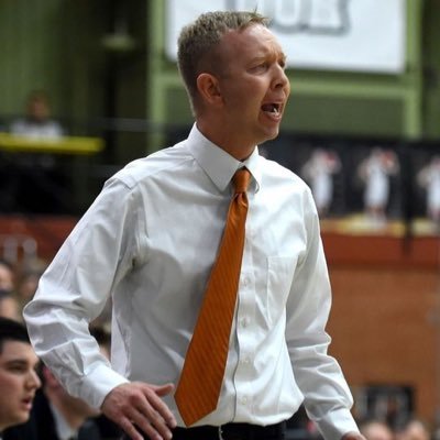 Profile Picture of Drew Haws (@theCoachHaws) on Twitter