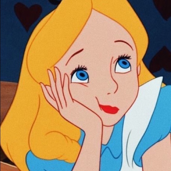 Profile Picture of Pamela Greenham (@pammybailey) on Poshmark