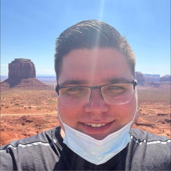 Profile Picture of Christopher Rezabek (@rezabekc) on Poshmark