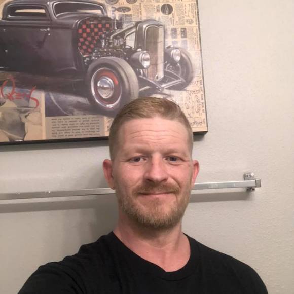 Anthony Huett - Poshmark Profile Picture of Anthony Huett (@landman06) on Poshmark