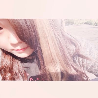 Profile Picture of ✩Moe✩ (@cotton_mm_candy) on Twitter