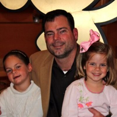 Profile Picture of Randall Schultz (@Dumbtexan12) on Twitter
