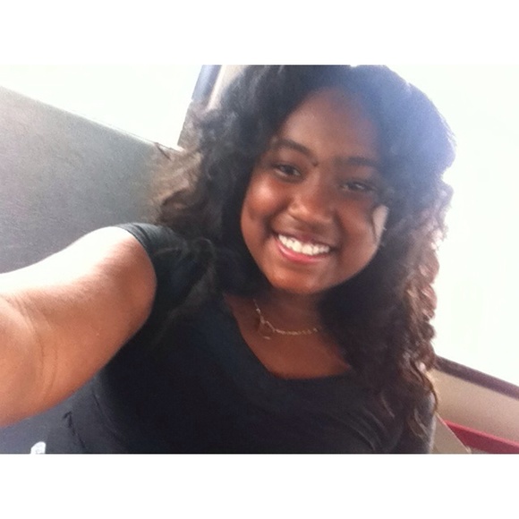 Profile Picture of Shenese Pyle (@shenesep) on Poshmark