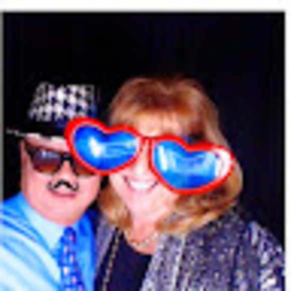 Profile Picture of Susan Takeda (@mrstod26) on Poshmark