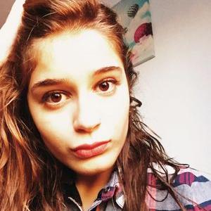 Profile Picture of Dibidibabidibu (@lorijimenez97) on Twitter