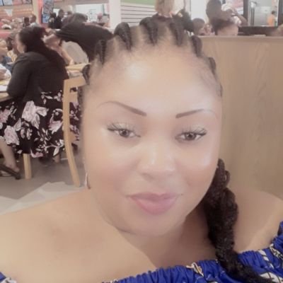 Profile Picture of Clarisse Ashema Wembolua (@AshemaClarisse) on Twitter
