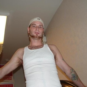 Profile Picture of Jason Lewicki (@luckybuttons1) on Myspace