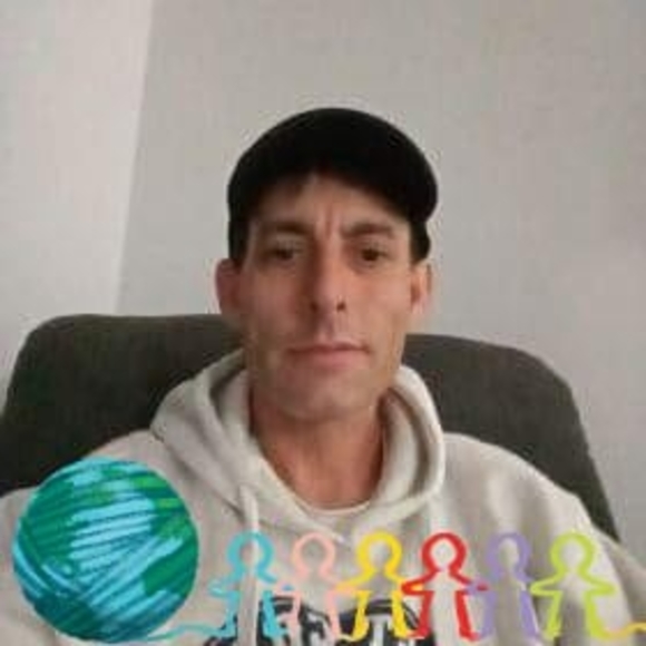 Profile Picture of Jason Polley (@polleyjason42) on Poshmark