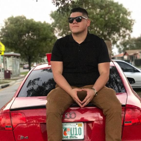 Profile Picture of Jason Carcache (@thejcarcache) on Poshmark