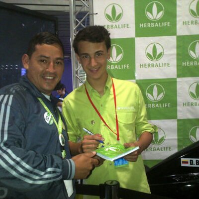 Profile Picture of Roxy Alexander (@NightWiz4rd) on Twitter