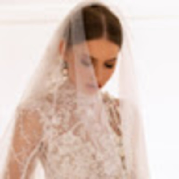 Profile Picture of Jaime Alicea (@blissfulbridepr) on Poshmark