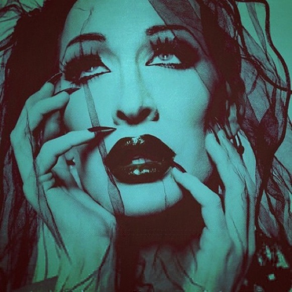 Profile Picture of Matthew Sanderson (@theonlydetox) on Poshmark