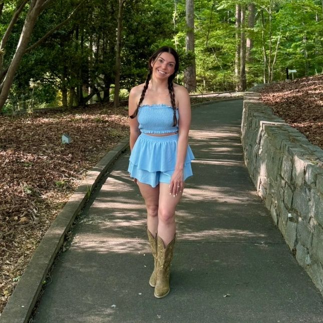 Profile Picture of Amanda Downing (@mandathepanda92) on Tiktok