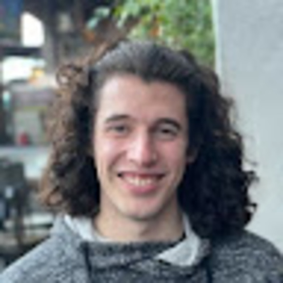 Profile Picture of Sean Morehart (@smorehart) on Poshmark