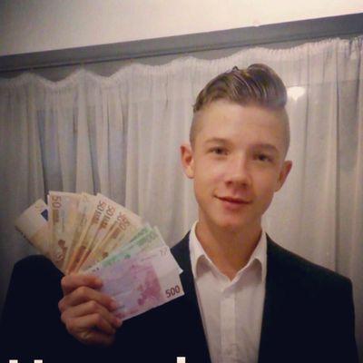 Profile Picture of Thomas (@Thomas_rish) on Twitter