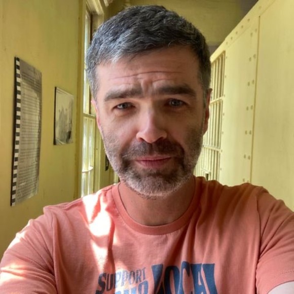 Profile Picture of Jason Hutchins (@jason_hutchins) on Poshmark