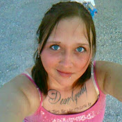 Profile Picture of Lindsay Neal (@lindsayneal2351) on Youtube