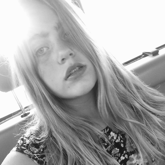 Profile Picture of Olivia Kasowski (@livkasowski) on Poshmark