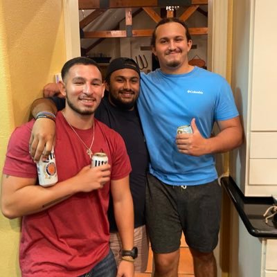 Profile Picture of Alexander Escobar (@EscobarAlex74) on Twitter