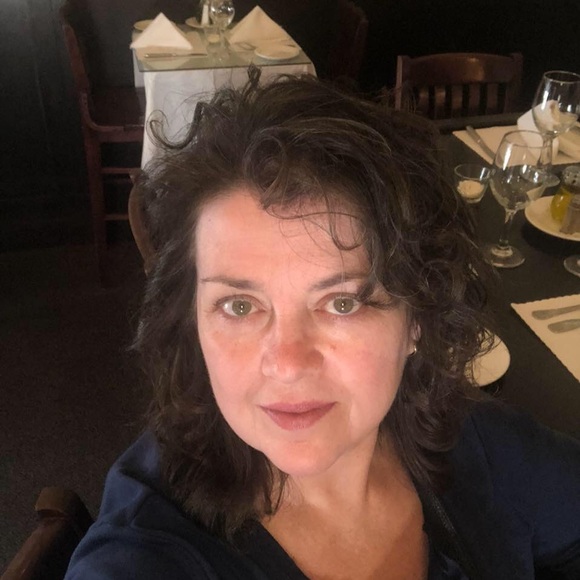 Profile Picture of Kim Webb (@kimberlywebb45) on Poshmark