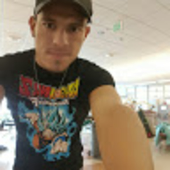 Profile Picture of Omar Osorio (@omarosorio15) on Poshmark