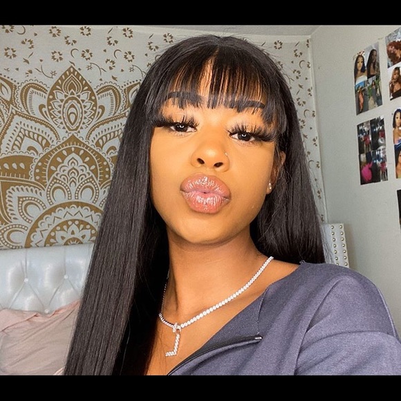 Profile Picture of Nevaeh Thomas (@nevaeh1836) on Poshmark