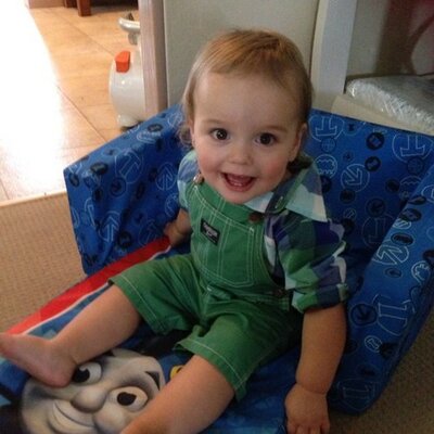 Profile Picture of Carly Barnes (@carlybarnes) on Twitter