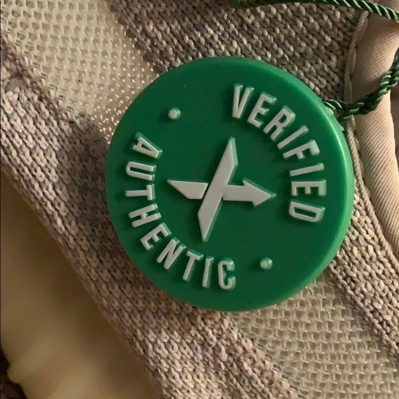 Profile Picture of Michael Melendez (@mystic310) on Poshmark