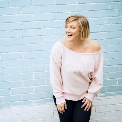 Profile Picture of Larissa Giroux (@LarissaGiroux) on Twitter