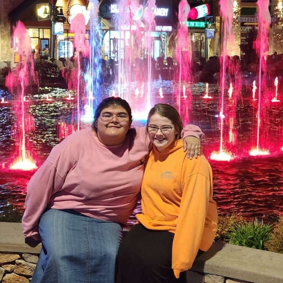 Profile Picture of Mackenzie Brock (@brockmackenzie9) on Poshmark