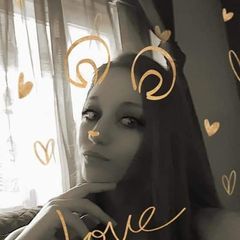 Profile Picture of Crystal Myers (@@crystalmyers09) on Tiktok