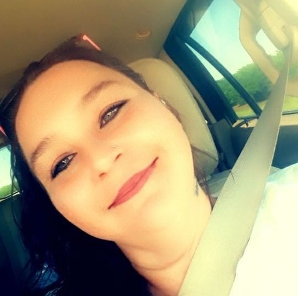 Profile Picture of Jennifer Crockett (@jenncrockett17) on Poshmark