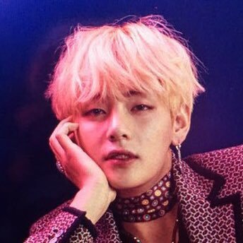 Profile Picture of 𝗠𝗮𝗻𝗱𝘆  🦁⃝⃒⃤ 𝑩𝑬  🍓아만다  🦊 (@hikthblue) on Twitter