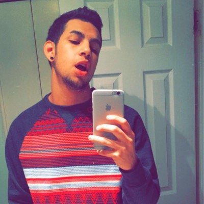 Profile Picture of Rivera Jonathan (@@JonathanTellEmm) on Twitter