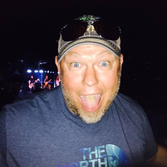 Profile Picture of Lars Nelson (@larsnelson) on Poshmark