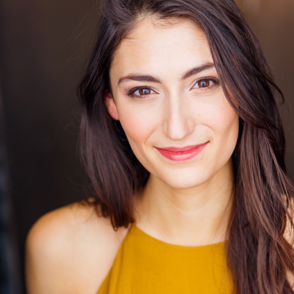 Julia Atkin - Poshmark Profile Picture of Julia Atkin (@juliaatkin) on Poshmark