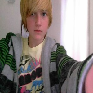 Profile Picture of Sam Higby (@whitenightmare) on Myspace