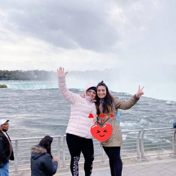 Profile Picture of Grissell Konny (@grissellkonny) on Poshmark