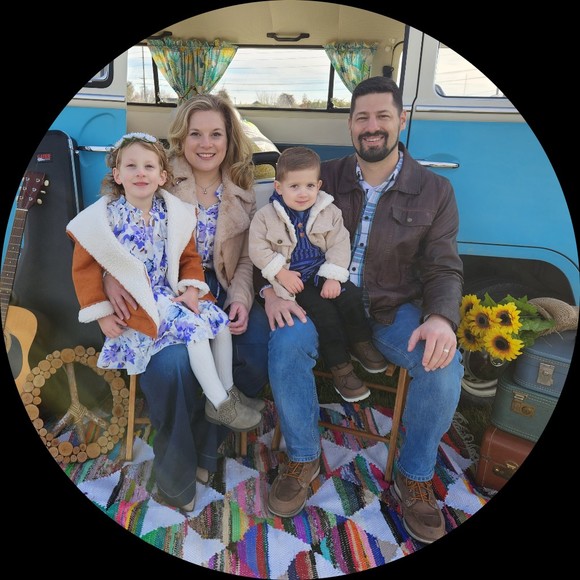 Profile Picture of Clare Danielle (@choernis) on Poshmark