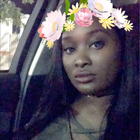 Profile Picture of Morgan Lowe (@mducre07) on Poshmark