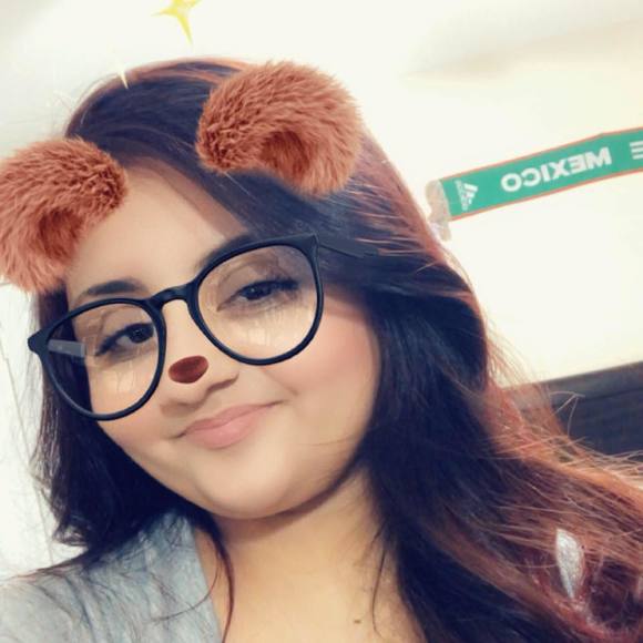 Profile Picture of Edith Enriquez (@eme2018) on Poshmark