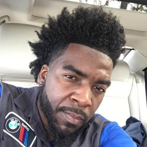 Chris Sadler - Poshmark Profile Picture of Chris Sadler (@sadler30) on Poshmark