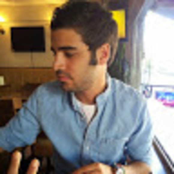 Profile Picture of Aarash Ghaffari (@aarashghaffari) on Poshmark