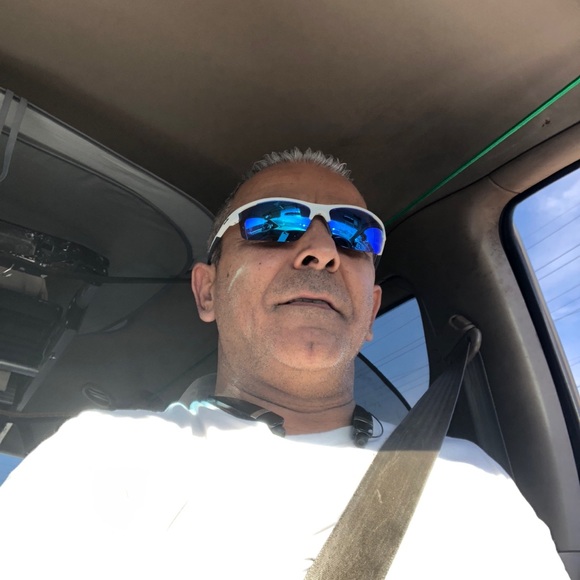 Profile Picture of Zohar Levy (@zlevy1234) on Poshmark