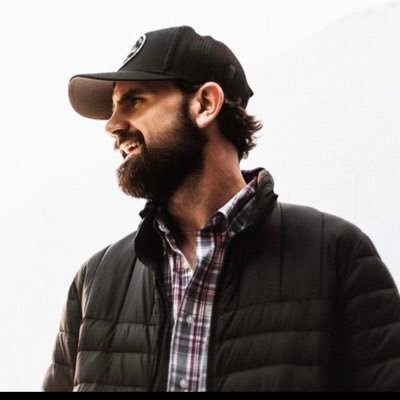 Profile Picture of James Pierce (@JpSongwriting) on Twitter