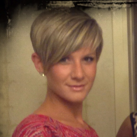 Profile Picture of Danielle Foster (@thatgirltho) on Poshmark