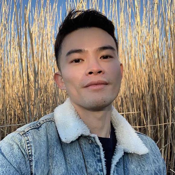 Profile Picture of Kevin Cheah (@kevincheah) on Poshmark