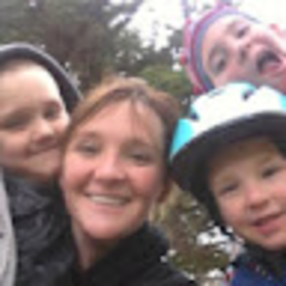 Profile Picture of Rachel Bringhurst (@rachelnicole36) on Poshmark